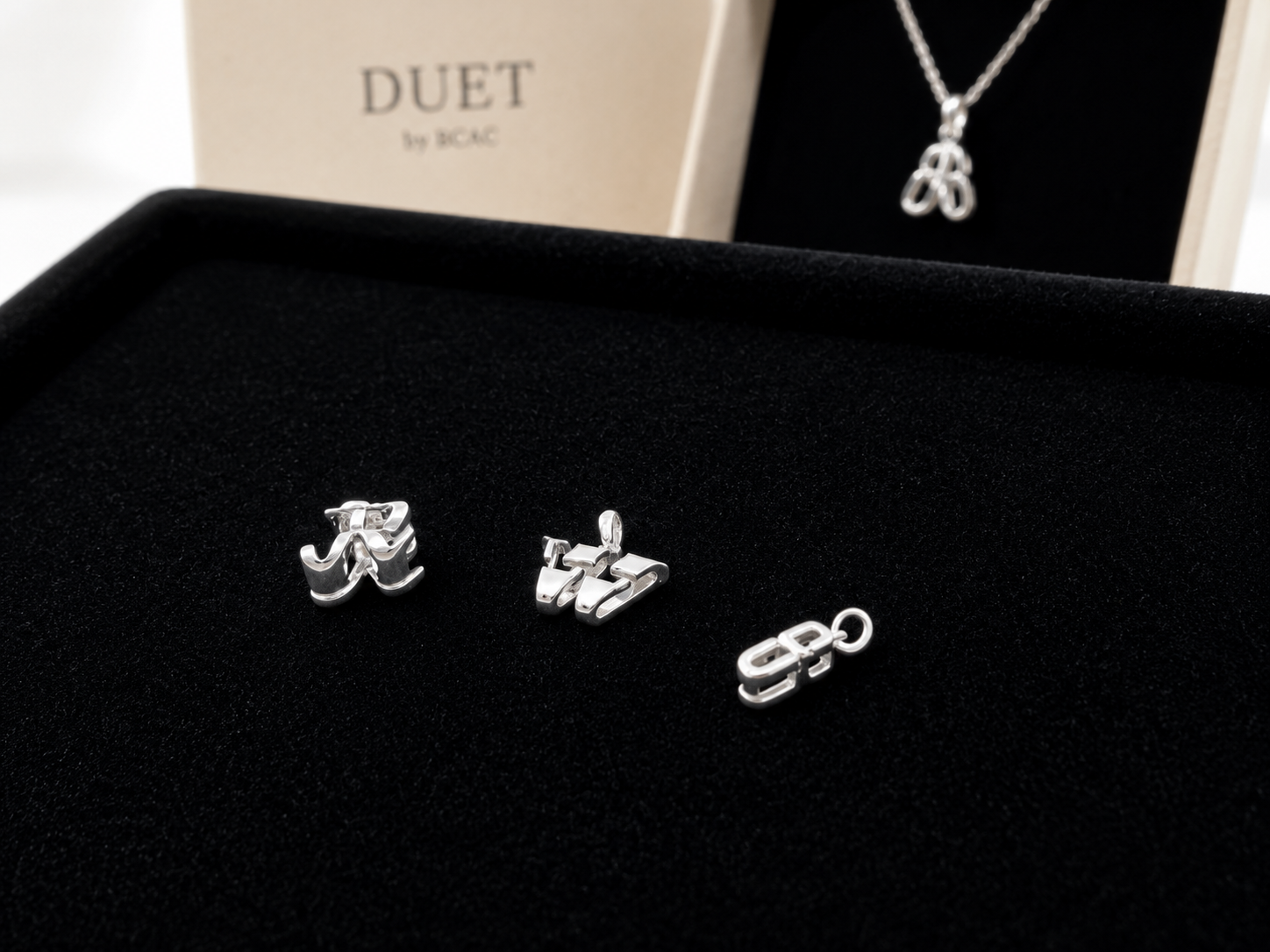 DUET 系列作品